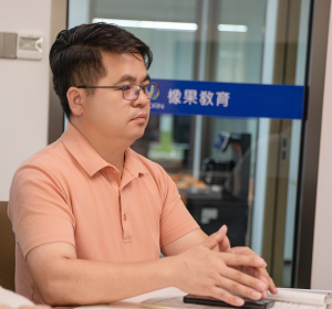 橡果教育电子商务讲师农德金